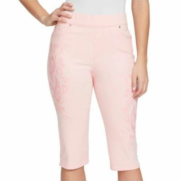 gloria vanderbilt avery pull on capris